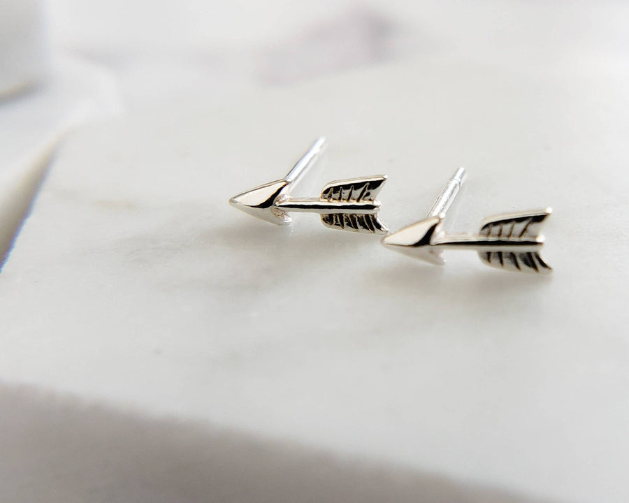 Little Arrow Earrings • Tiny Arrow Studs • Silver Arrow Studs • Tiny Boho Arrows • Festival Jewelry • Arrow Tragus Earring • Delicate Arrows