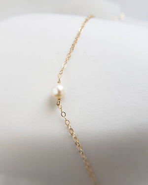 Single Pearl Necklace • Tiny Pearl • Minimalist Jewelry • Delicate Layering Necklace • Bridesmaid Gift • Gift For Her • Freshwater Pearl