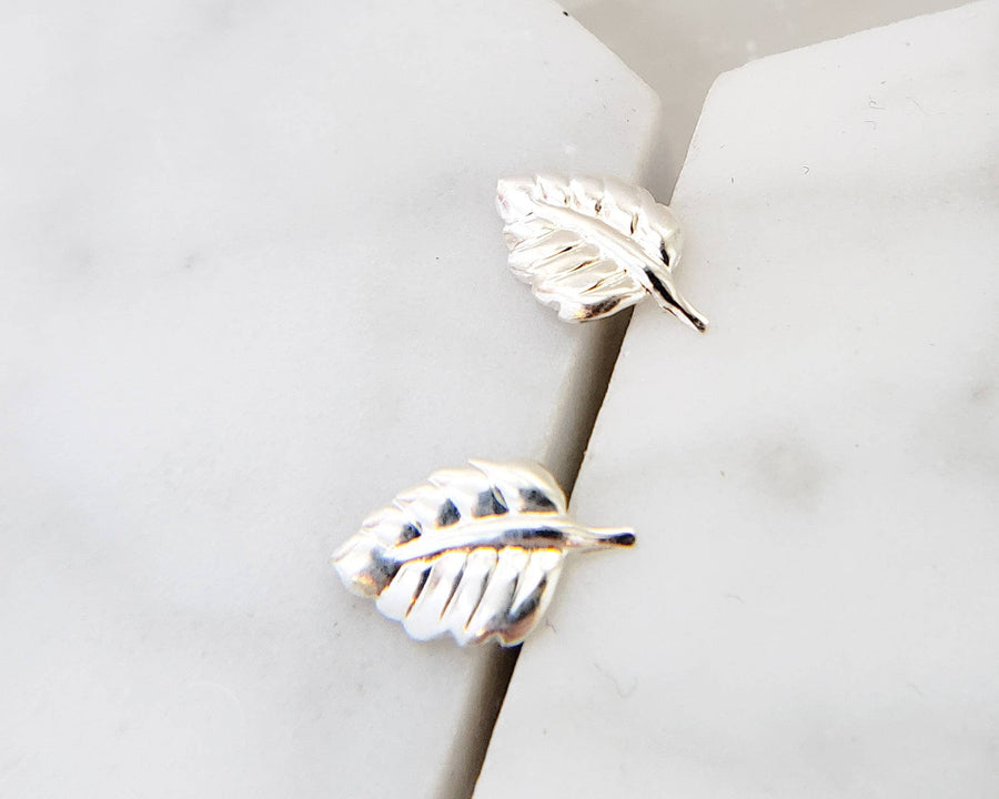 Little Leaf Studs • Tiny Leaf Earrings • Gold Leaves • Delicate Leaf Studs • Minimalist Stud Earrings • Dainty Leaf Earrings • Gift For Her