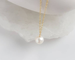 Pearl Drop Necklace • Single Freshwater Pearl • Minimalist Jewelry • Delicate Layering Necklace • Bridesmaid Gift • Gift For Her