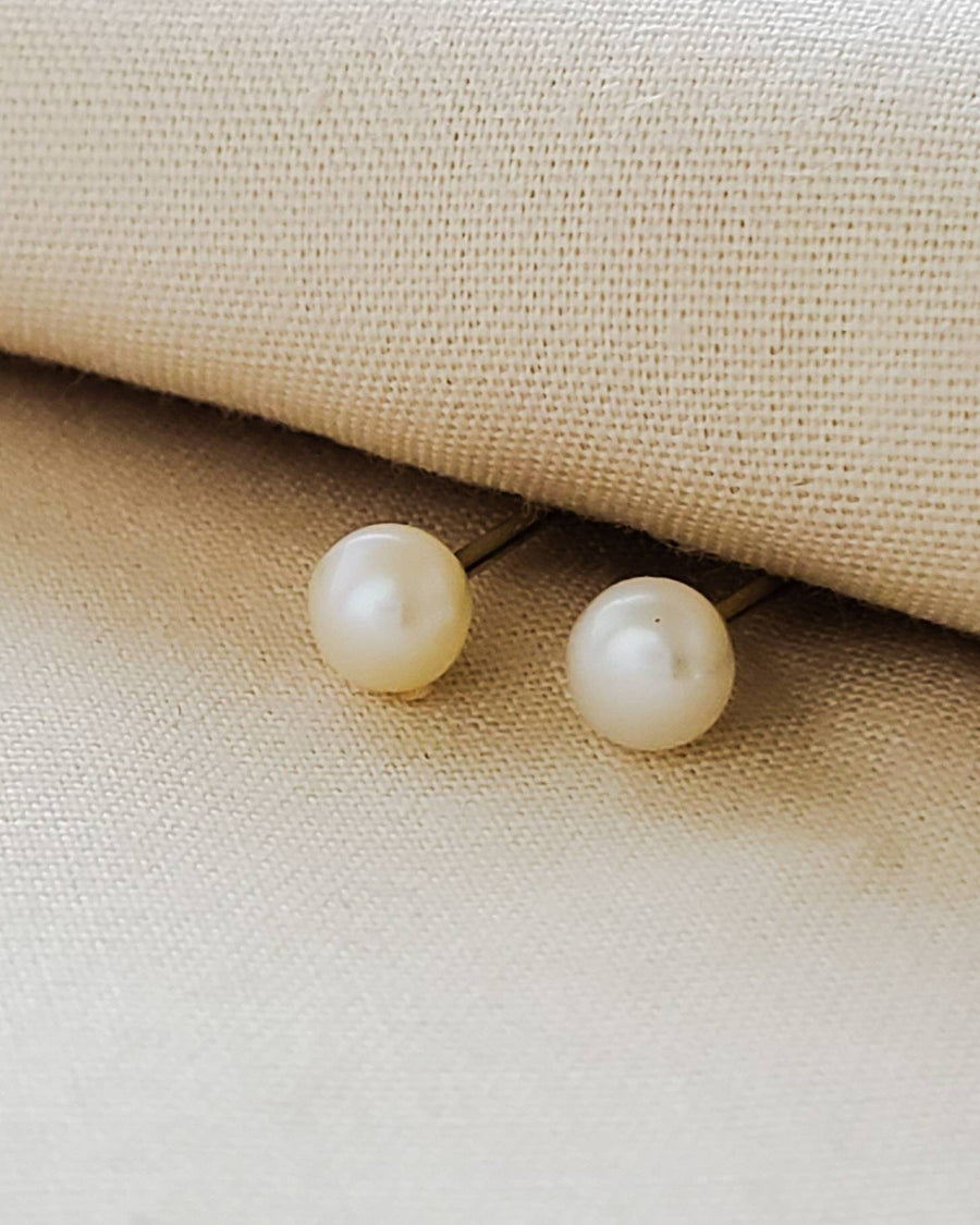 Little Pearl Studs • Freshwater Pearl Earrings • Classic Style • Simple Studs • Tiny White Pearl Studs • Delicate Pearl Earrings • June