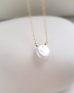 Oval Coin Pearl Necklace • Single Pearl Necklace • Flat White Pearl • Minimalist Necklace • Bridesmaid Gift • Gift For Her • Delicate Chain