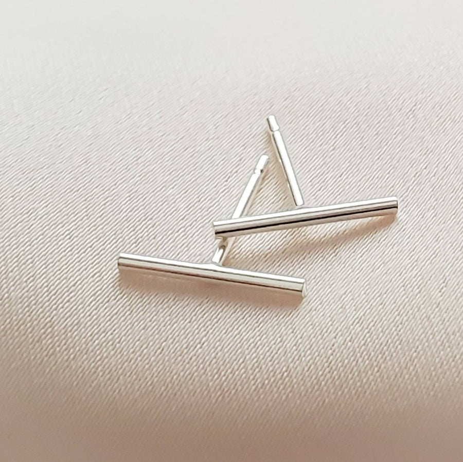 Little Modern Bar Studs • Silver Bar Earrings • Dainty Minimalist Studs • Tiny Bar Studs • Multiple Piercings • Clean Lines • Ear Stack