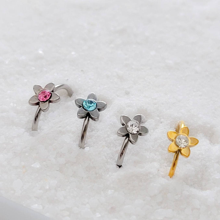 Modern Flower Nose Ring • Daisy Flower • Crystal Flower • Surgical Steel • Body Jewelry • Cute Nose Jewelry • 20 Gauge • Dainty • Feminine