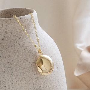 Little Gold Locket Necklace • Tiny Photo Locket • Gift For Mom • Dainty Round Locket • Modern Style • Satellite Chain • Memory Necklace