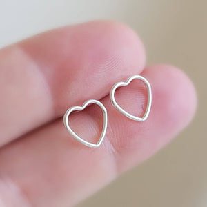 Delicate Gold Heart Studs • Wire Heart Studs • Heart Shaped Earrings • Delicate Heart Studs • Dainty Golden Hearts • Simple Wire Hearts