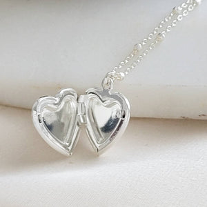 Heart Shaped Locket Necklace • Tiny Photo Locket • Gift For Mom • Dainty Heart Locket • Modern Style • Satellite Chain • Memory Necklace