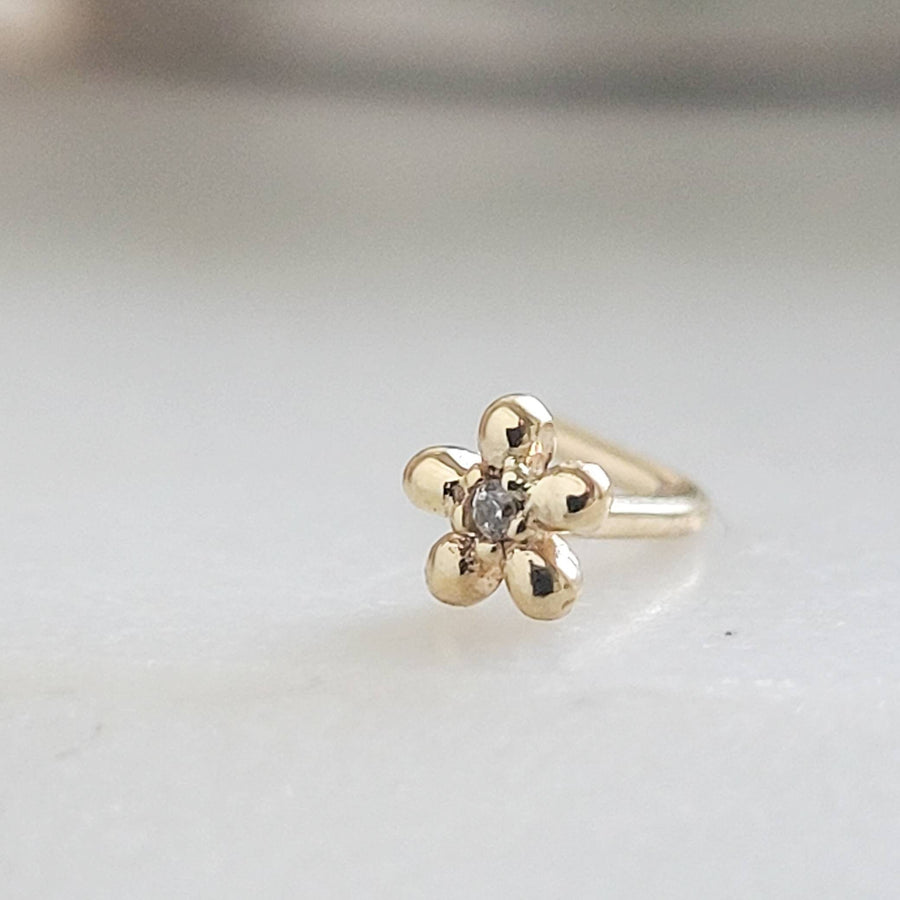 Tiny 14K Gold Flower Nose Stud With Tiny Diamond CZ Accent • Yellow Gold Nose Stud • Dainty Daisy Flower • Waterproof • 20 Gauge • L Bend