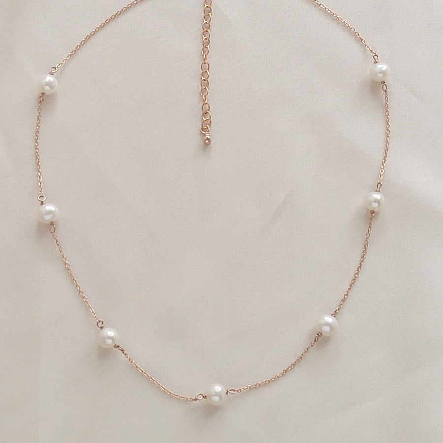 Pretty Pearl Choker • White Freshwater Pearls • Layering Choker • Wedding Jewelry • Thin Gold Chain • Dainty Necklace • Bridesmaid Gift