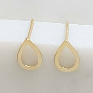 14k Gold Raindrop Studs • Modern Stud Earrings • Minimalist Style • Dainty Studs • Teardrop Earrings • 14 Karat Yellow Gold • Quiet Luxury