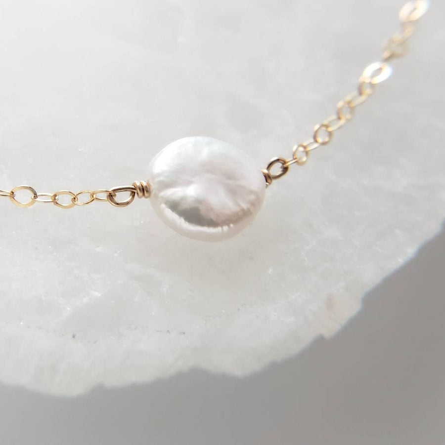 Coin Pearl Necklace • Single Pearl Necklace • Flat White Pearl • Minimalist Necklace • Bridesmaid Gift • Gift For Her • Delicate Chain