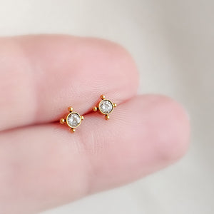 Super Comfy Nap Studs • Clear CZ • Hypoallergenic Titanium • Gift For Her • Minimalist Style • Cartilage Tragus Conch or Lobe • Waterproof